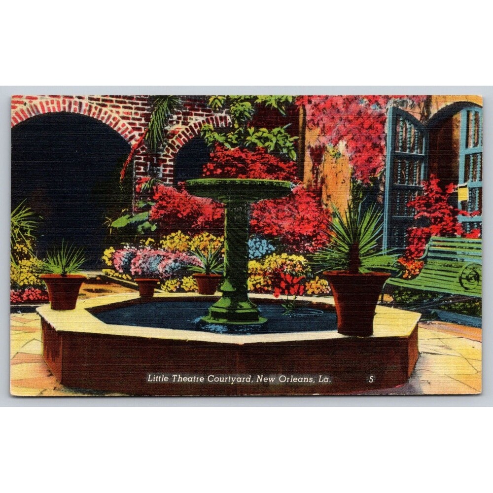 Postcard Louisiana New Orleans Little Theatre Courtyard Le Petit du Vieus Carre